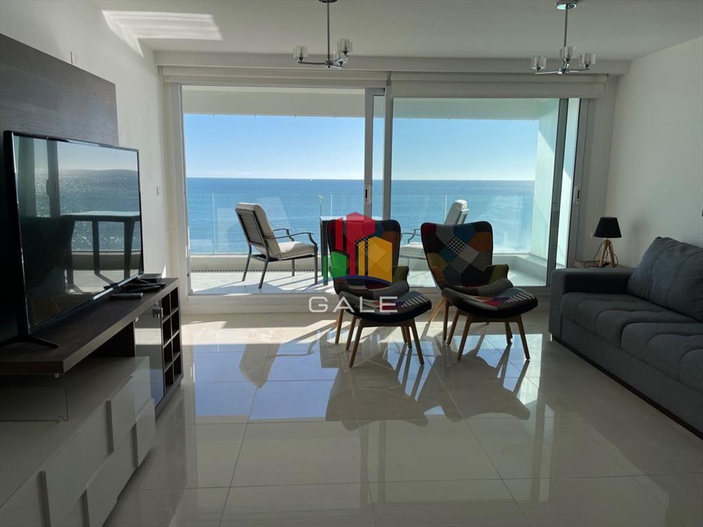Apartamento, 2 dorm y dep, Penthouse, Playa Mansa, Alquiler