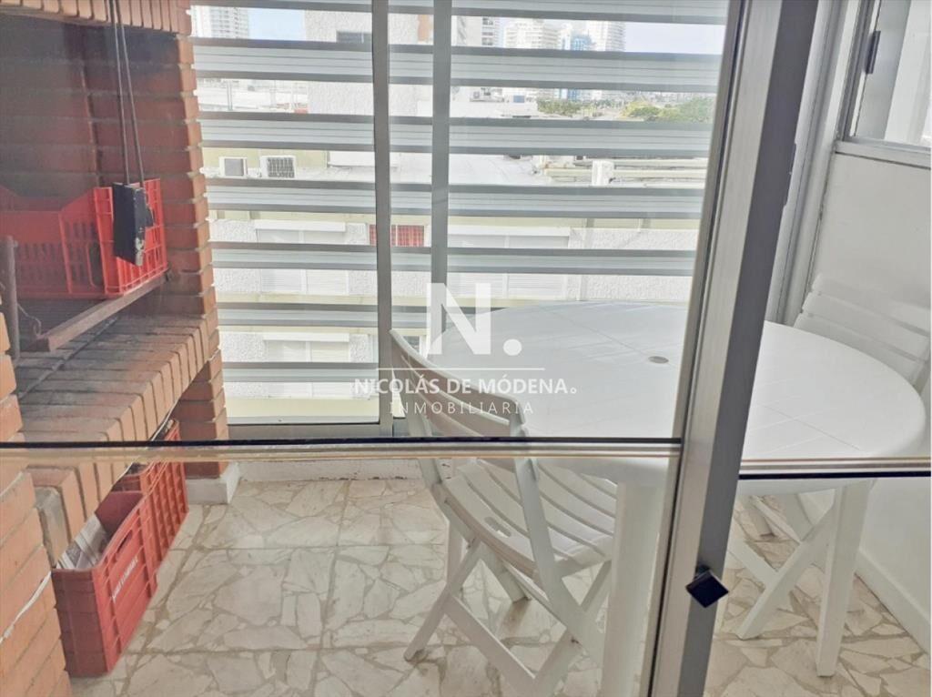Departamento en Torre emblematica frente al mar,