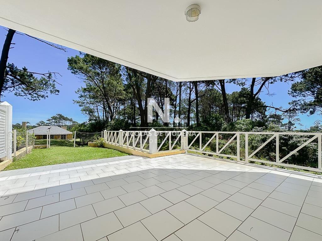 Apartamento en venta en primera linea de La Brava - Complej