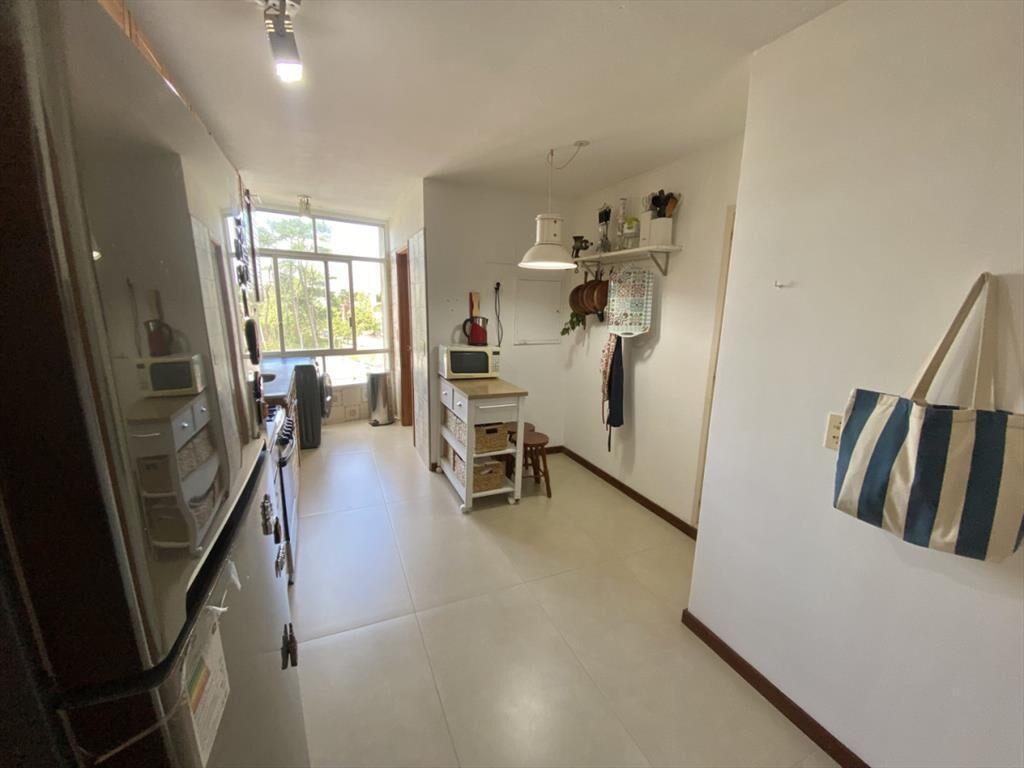 VENTA APARTAMENTO DE 2 DORMITORIOS EN EDIFICIO DORMAR PUNTA