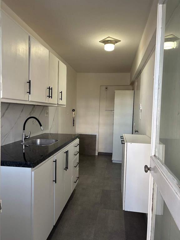 ALQUILER CENTRO UN DORMITORIO NUEVO PARA INGRESAR