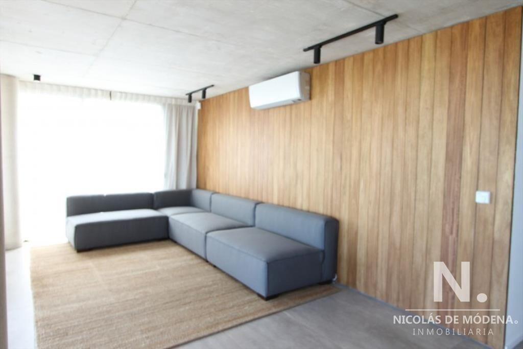Apartamento en venta en Manantiales de 3 dormitorios con vi