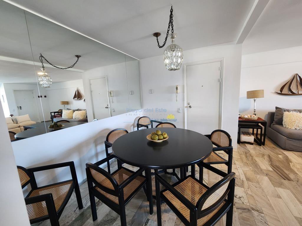 Apartamento en Peninsula, 3 dormitorios *