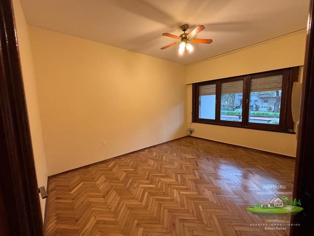 Casa sumamente amplia en alquiler
