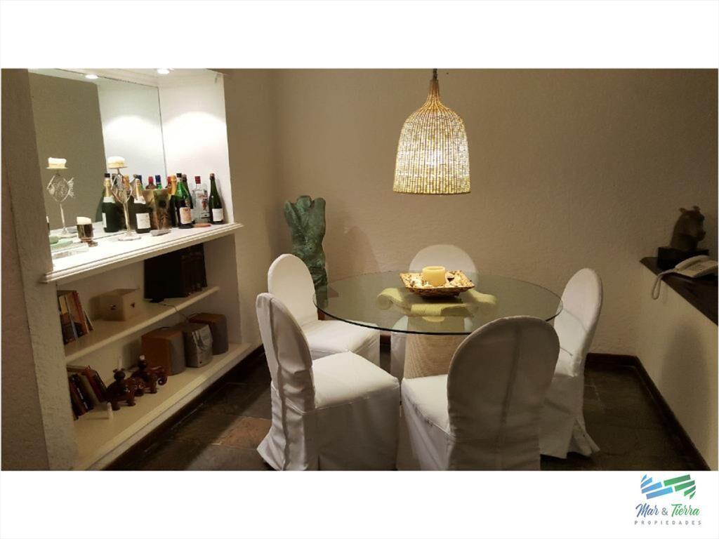 Vendo apartamento 1 dormitorio frente al mar, con
