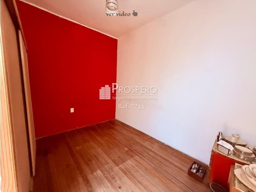 2233/1 Venta Casa 2dorm Pocitos Nuevo Fondo Galpón