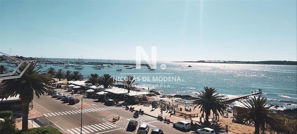 Hermoso apartamento frente al Mar