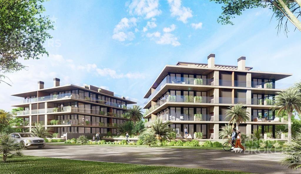 Apartamento penthouse de cuatro dormitorios en venta en Car
