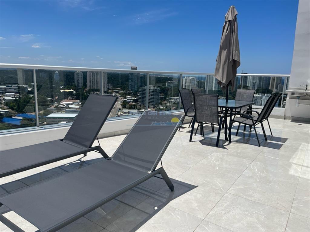 Penthouse en Miami Boulevard 3 dormitorios mas de
