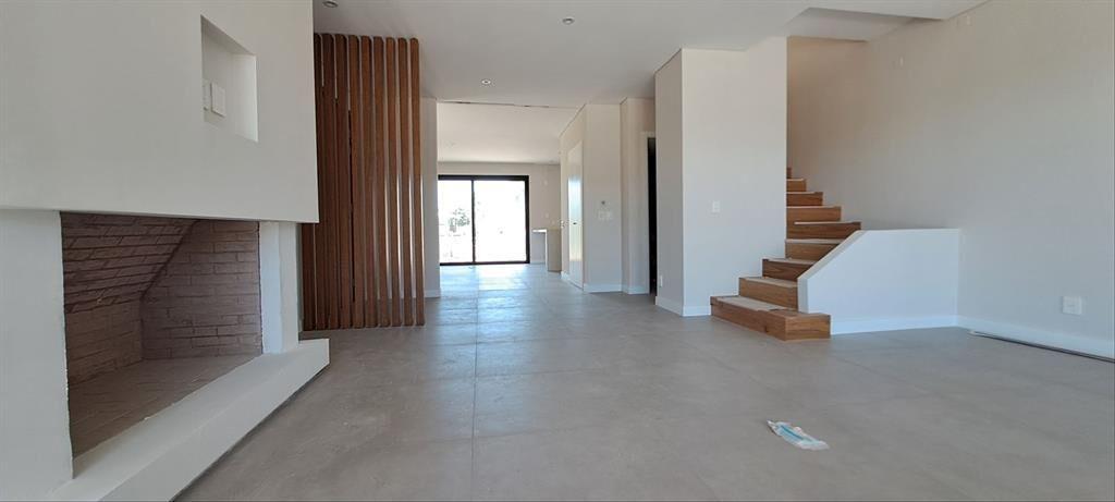 VENTA CASA ESTRENAR BARRIO PARQUE II 4 DORMITORIOS EN SUITE