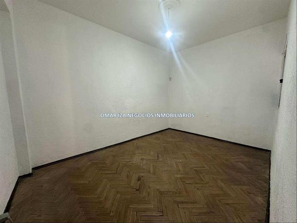 VENTA APTO DE DOS DORMITORIOS EN CORDON CON RENTA, TERRAZA