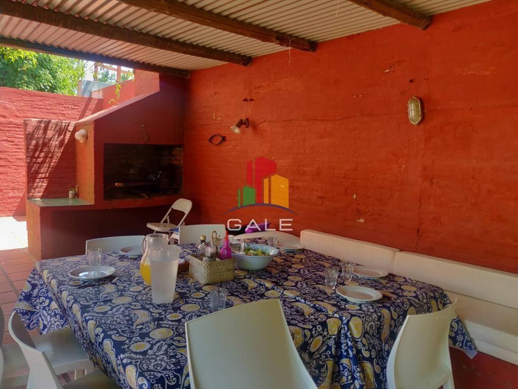 Hermosa casa en alquiler en la barrra