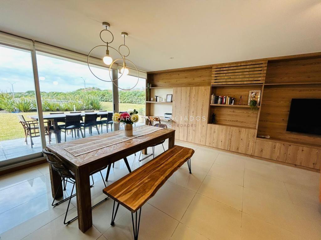 Apartamento en venta Playa Brava 3 dormitorios +