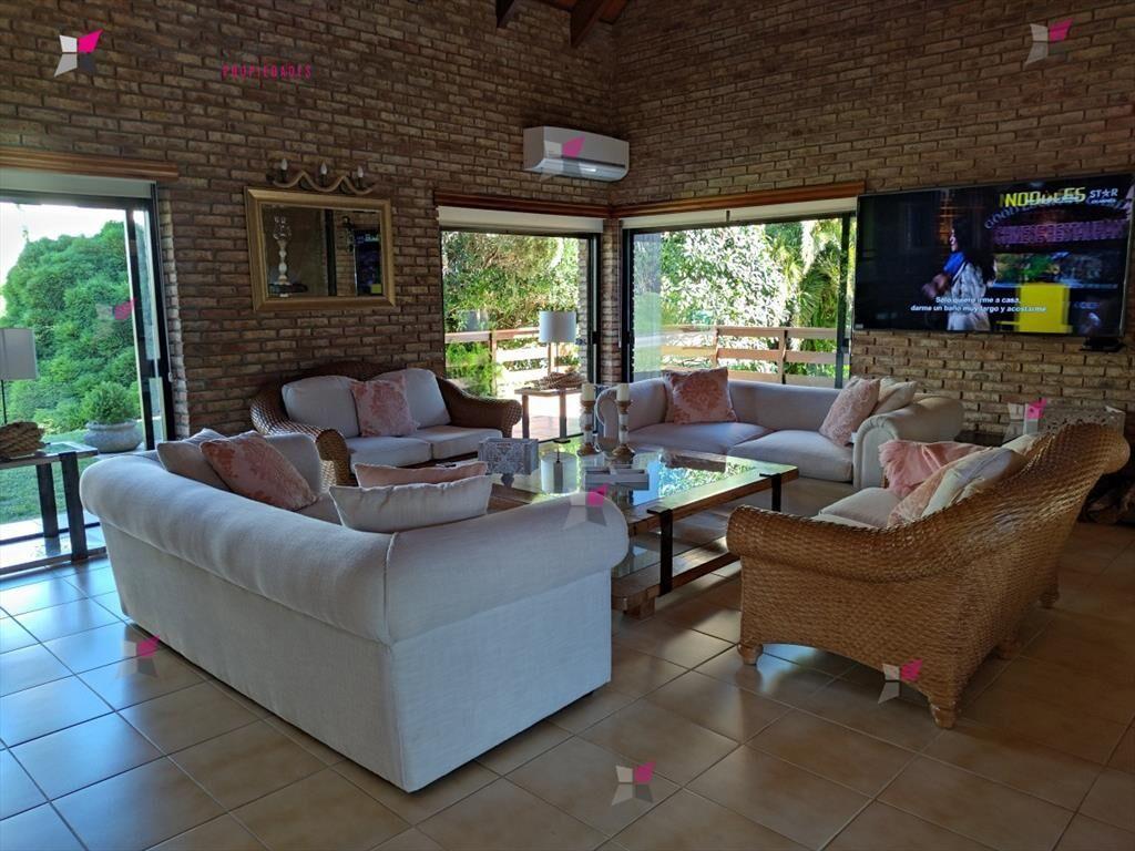 VENTA DE CASA 5 DORMITORIOS EN SUITE EN MANSA PUNTA DEL EST