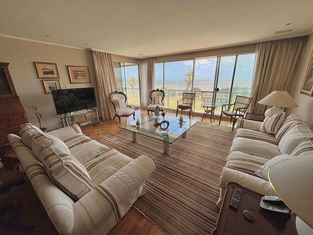 VENTA APARTEMENTO POCITOS 3 DORM- TZA- GGE