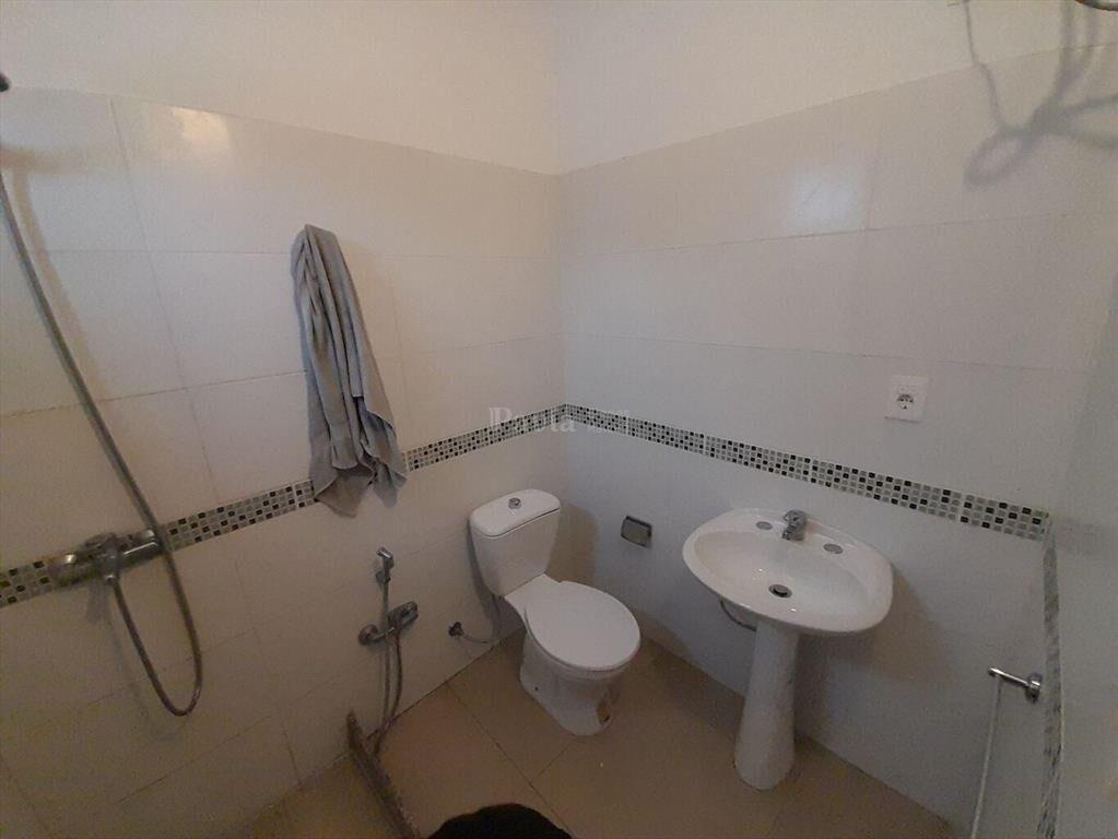 Alquiler Apartamento Dos Dormitorios Centro Dos Baños Sin G