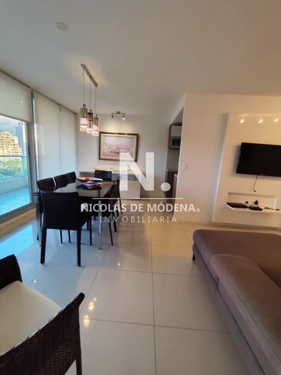 Apartamento en Venta de 3 dormitorios, Roosevelt