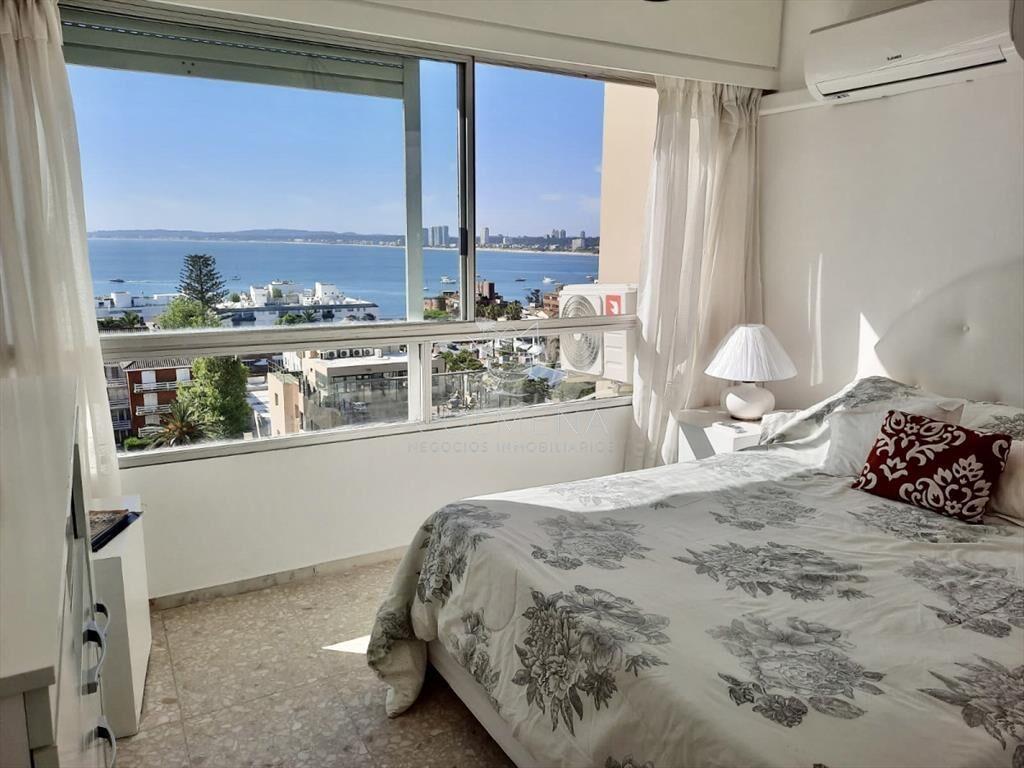 Apartamento en Peninsula, 3 dormitorios *