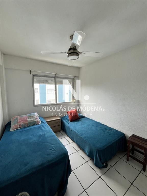 Oportunidad ! Vende apartamento de 3 dormitorios