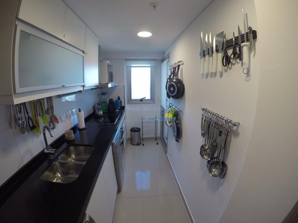 Apartamento en alquiler de 3 dormitorios en Punta