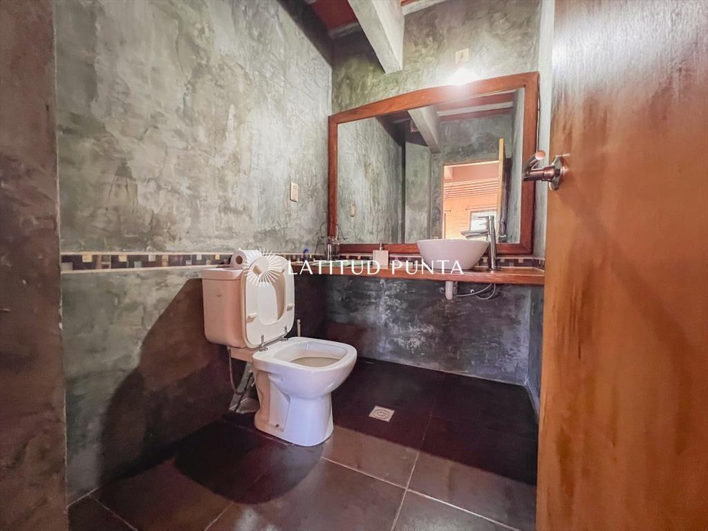 Casa 5 dormitorios con piscina. Barrio CÃ³rdoba