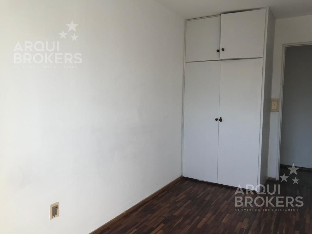 Apartamento 3 dormitorios en venta en Jacinto Vera con rent