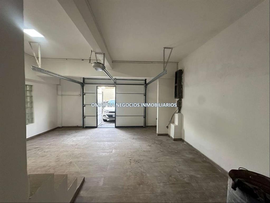 Alquiler casa sobre Rambla en Buceo, ideal empresa o uso co