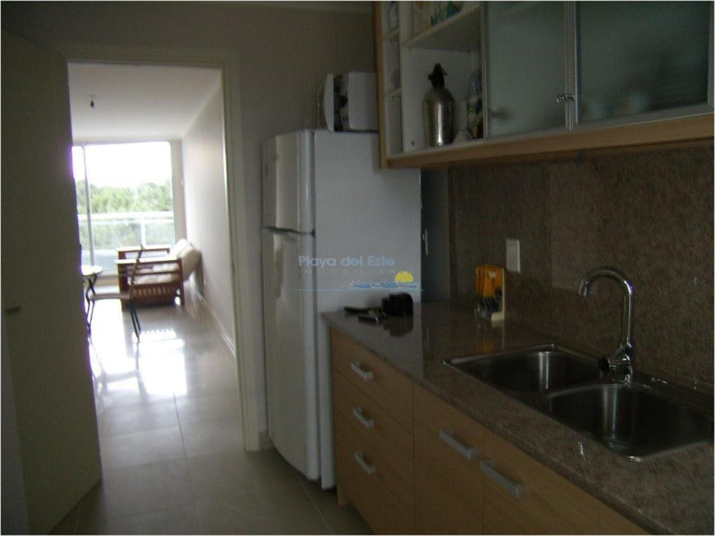 Apartamento en Peninsula, 2 dormitorios y medio