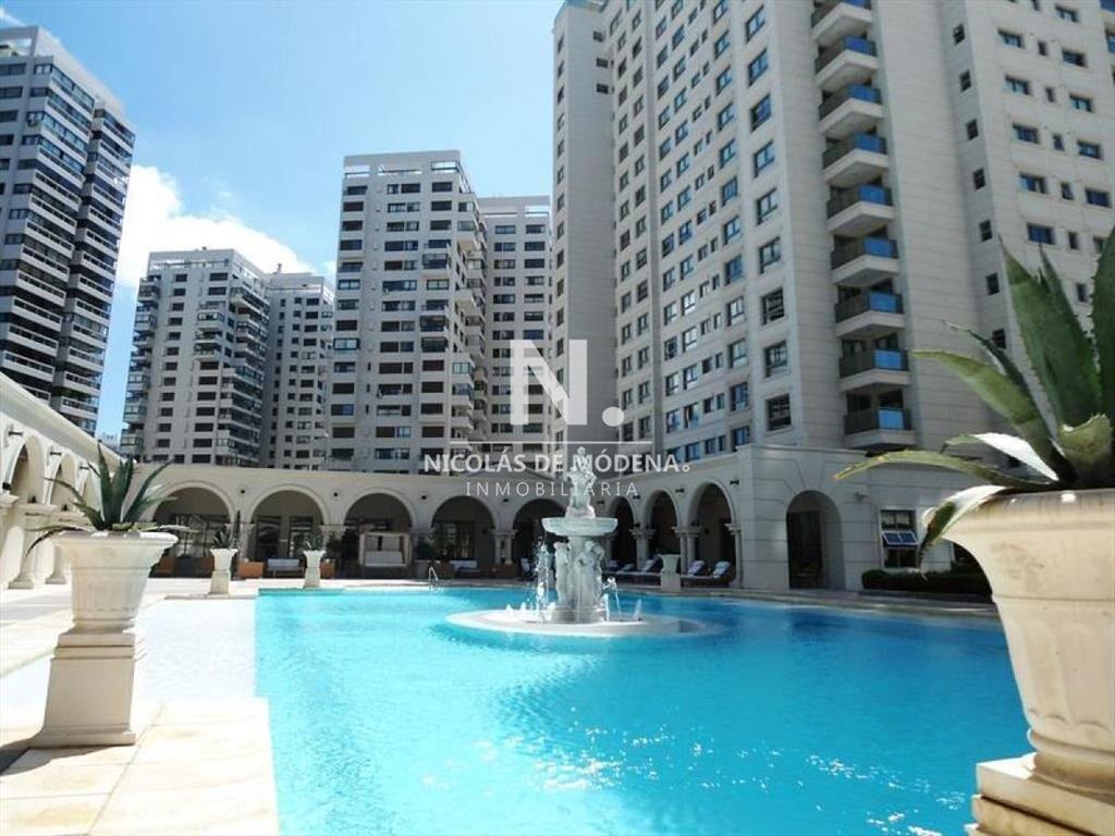 Apartamento en Venta de 3 dormitorios Frente al ,