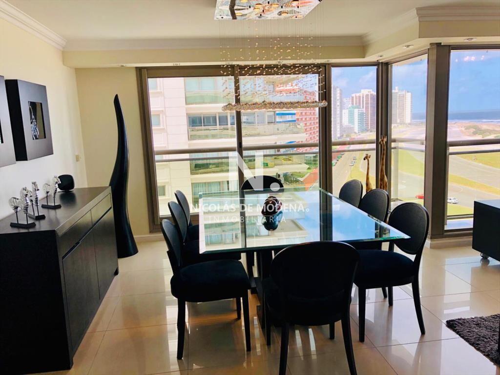 Apartamento en Imperiale Cuatro Dormitorios Punta del Este