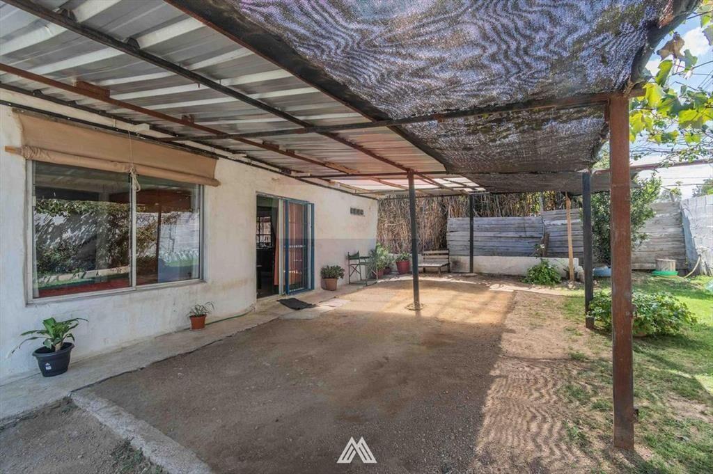 VENTA TERRENO 881M2 CASA Y MONOAMBIENTE A RECICLAR