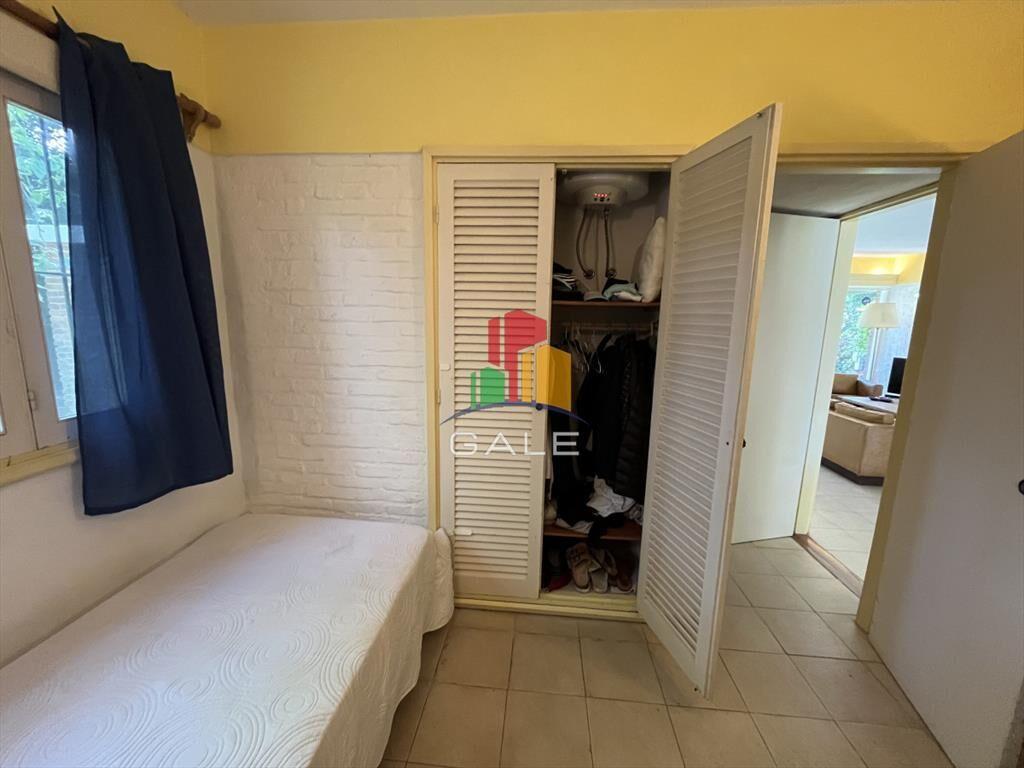 Casa en Playa Mansa, 5 dormitorios y 4 baÃ±os.