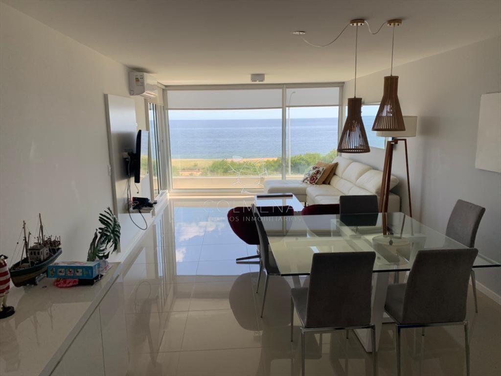 Apartamento con muy buena vista primera linea al