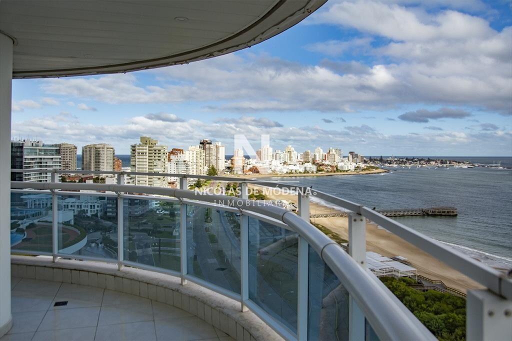 Departamento en venta en Millenium Tower, Punta