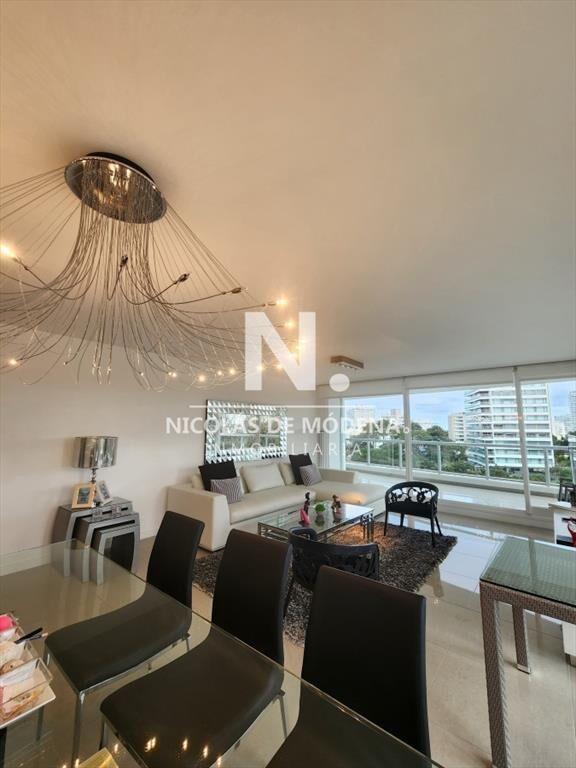 Departamento de 3 dormitorios + depndencia en en