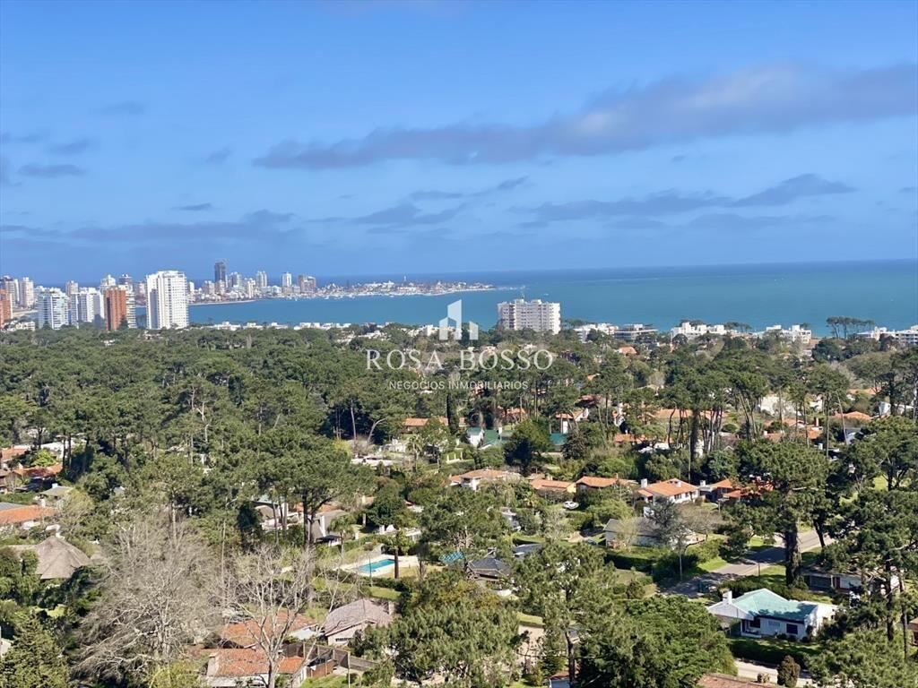 Apartamento en Alquiler 3 dormitorios, Roosevelt, Punta del