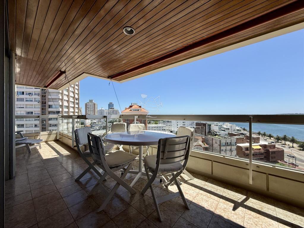 DIVINO IMPECABLE CON SERVICIOS
