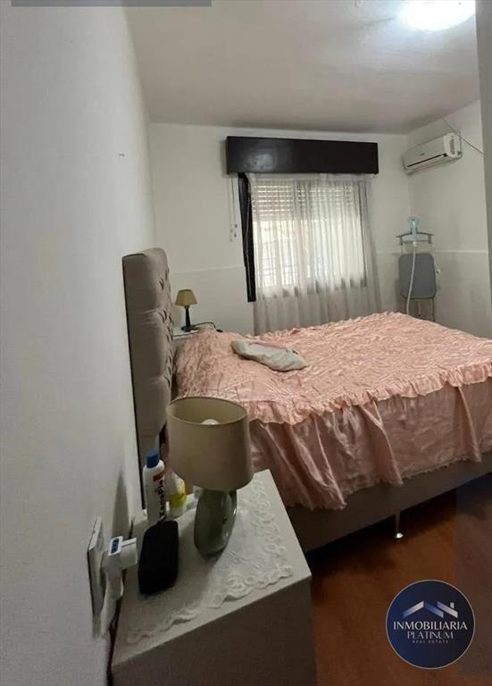 Casa en venta c/ cochera en Buceo
