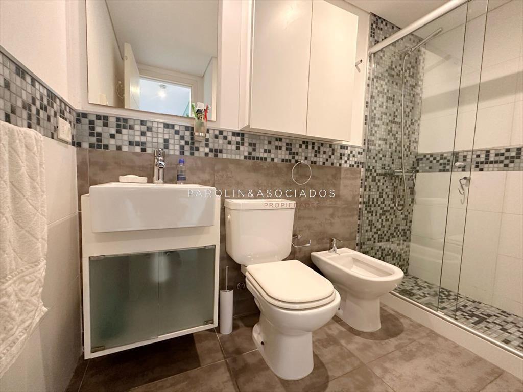 Apartamento en venta 2 dormitorios en edificio