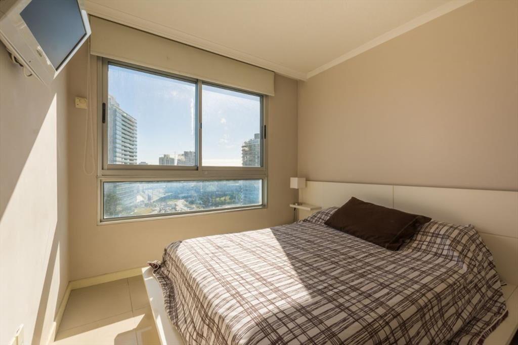 DEPARTAMENTO DE 3 DORMITORIOS EN OCEAN DRIVE, PUNTA DEL EST