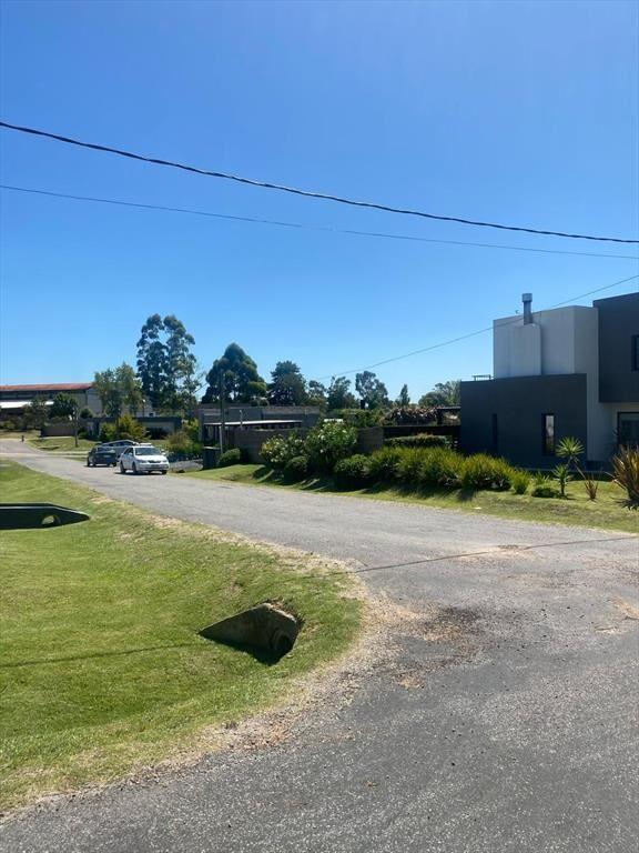 VENTA terreno 3300 m2. EN EXCELENTE UBICACION JUNTO A HARAS