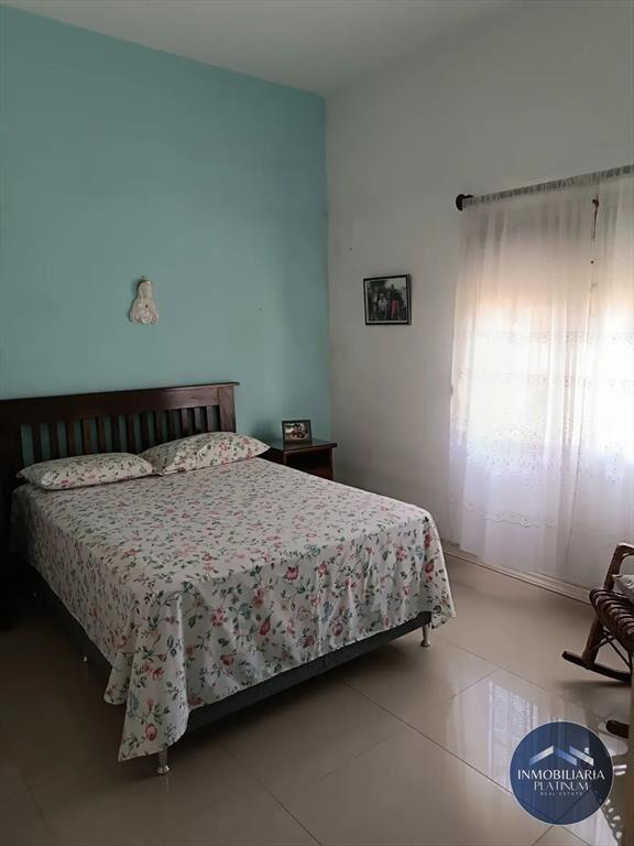 Casa en venta c/ cochera en Flor de Maroñas