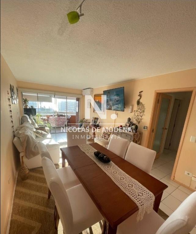 Vende apartamento de 2 dormitorios con agradable