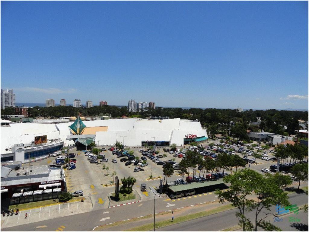 Apartamento en Roosevelt, 2 dormitorios *