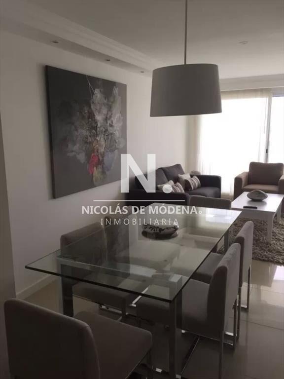 Impecable departamento, comodo e iluminado.
