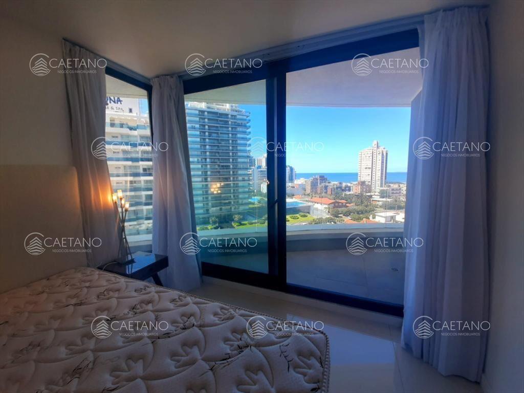 Alquiler Anual Apartamento Art Tower Punta del Este