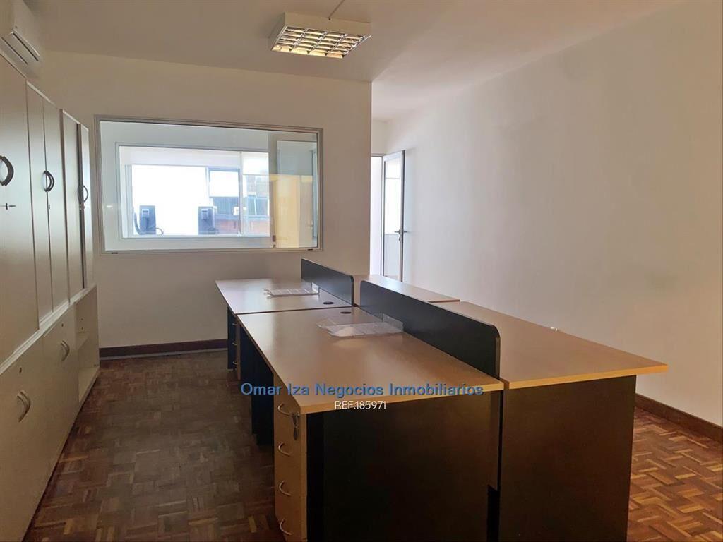 Alquiler oficina ciudad vieja, Misiones y Sarandí