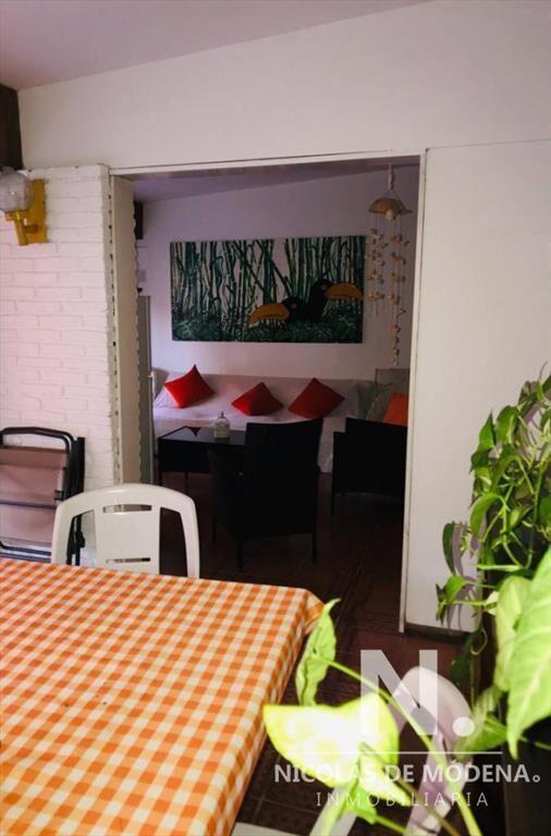 Vendo hermosa casa a una cuadra de la playa