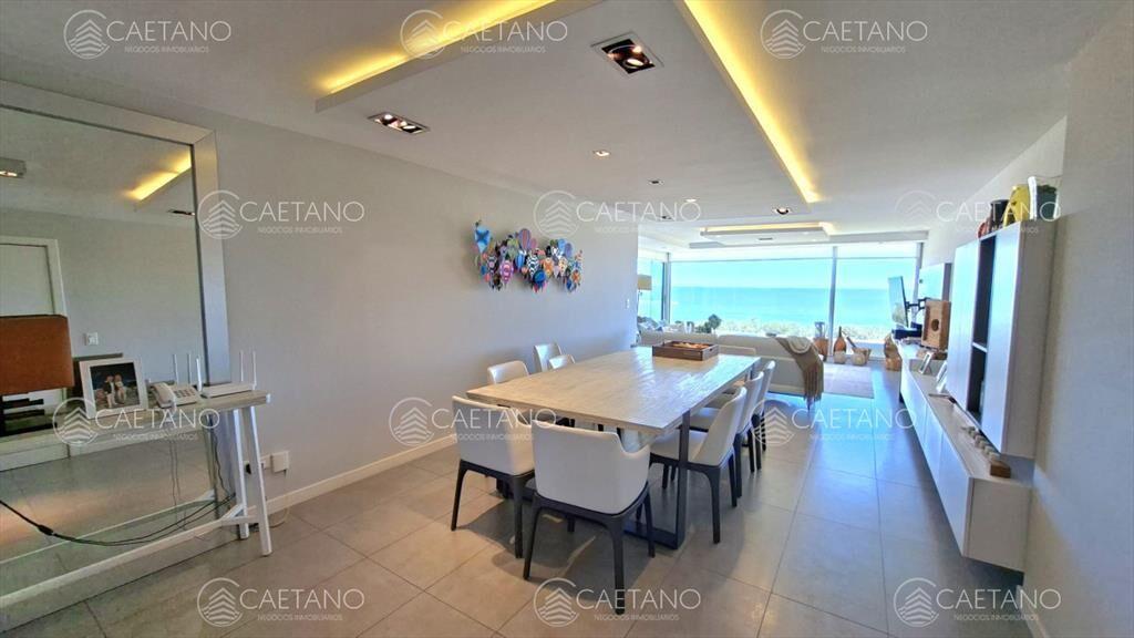 Venta apartamento 3 dormitorios. Playa mansa, del