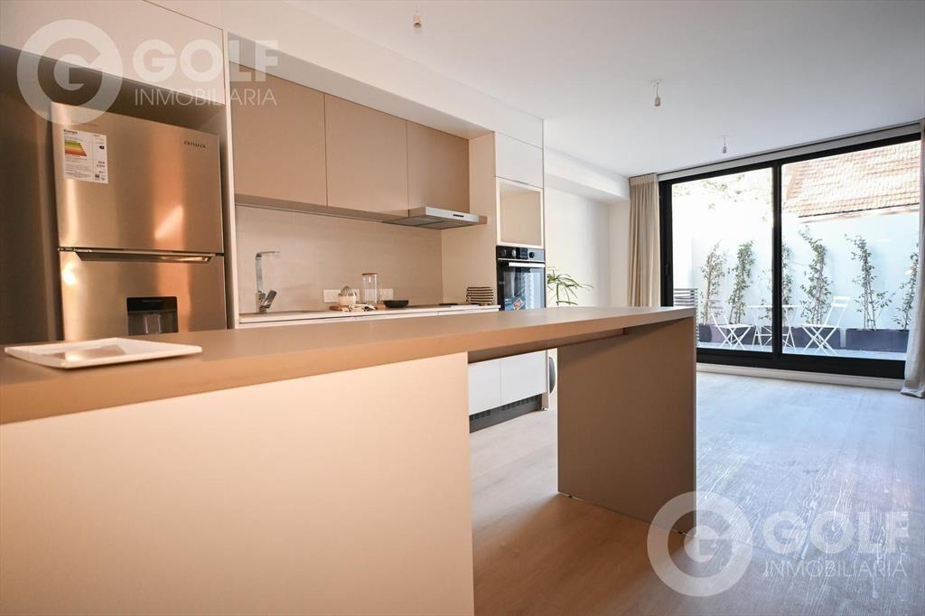 Venta de apartamento de 1 dormitorio y patios en CON RENTA